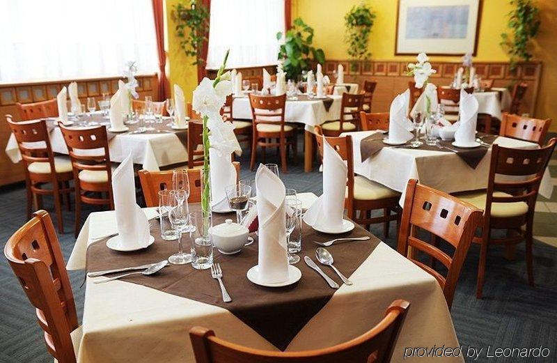 Hotel Dal Гданськ Ресторан фото