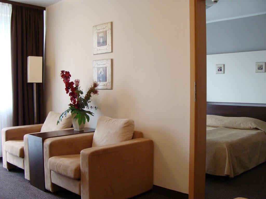 Hotel Dal Гданськ Екстер'єр фото